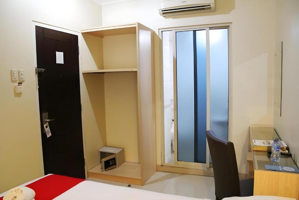 Win Blok M Hotel Jakarta