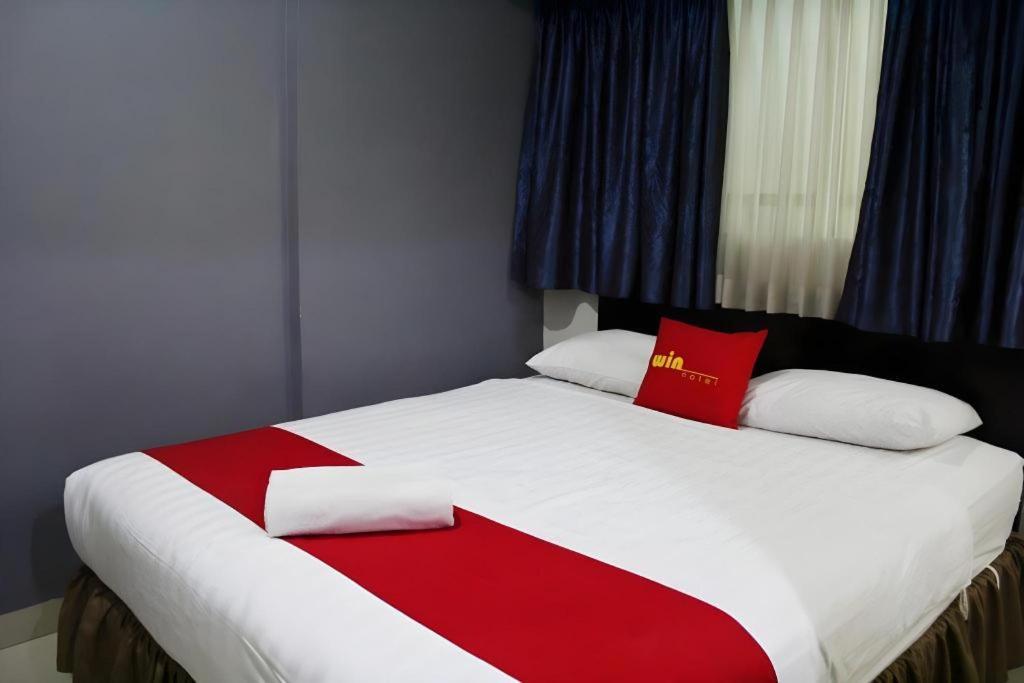 Win Hotel Jakarta